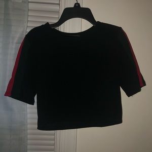 “GUCCI” CROP TOP
